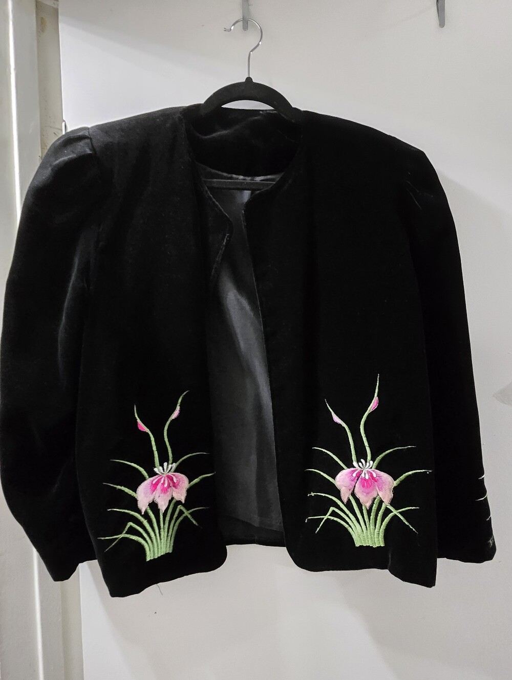 Black Velvet Embroidered Floral Jacket - Women’s Coat